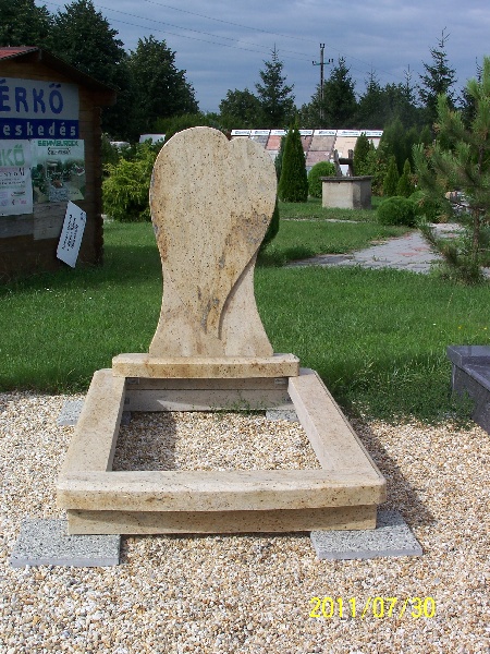 gránit síremlékek, kőfaragó Szombathelyen (Vas megye)